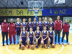 4 Bucchieri Francesca 5 Coppolino Claudia 6 Gurrieri Vittoria 7 Ianelli Carolina 8 Malara Alessia 9 Melita Raffaella 10 Merrina Giulia 11 Rescifina Anna Daria 12 Sammartino Sara 16 Cicconi Sara 17 Borghetti Elena 18 Cantucci Eleonora 19 Meda Maria Vittoria 20 Fratesi Yasmine 21 Antonelli Gaia 22 Limberti Naomi 23 Benedetti Margherita Rtt: Ficiarà Sara Allenatore: Pesaresi Marco Allenatore: Bonventi Andrea 13 Schembari Anna 14 Sciammetta Rosaria 15 Tumminelli Marta Rtt: Gebbia Giovanni Rtf: Giustino Giovanni Allenatore: Danna Maura Assistente: Buzzanca Maria